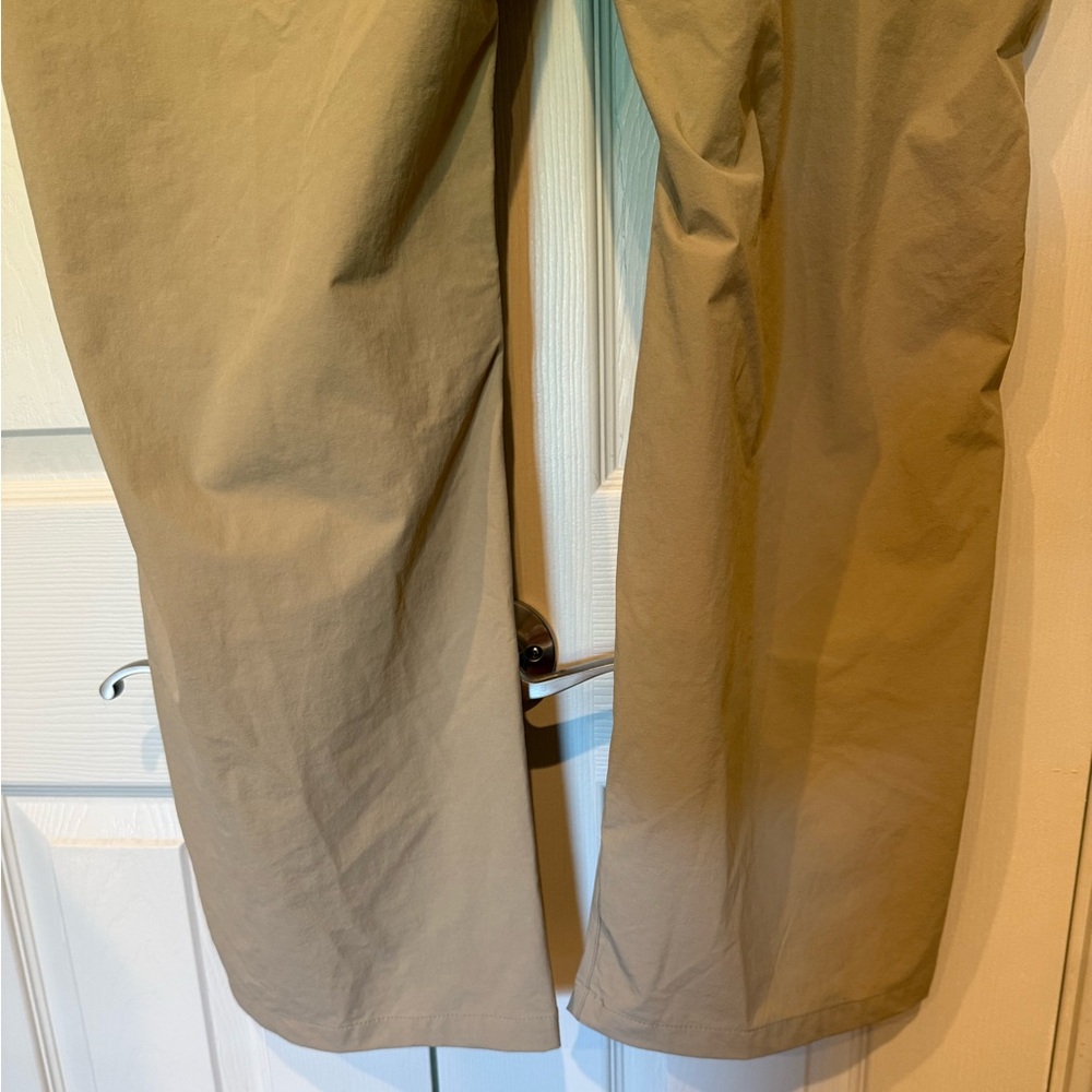 NWT FREE SOLDIER Men’s Tactical Cargo Hiking Waterproof Pants Size 42W/32L - Picture 7 of 16